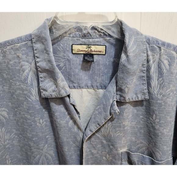Tommy Bahama Hawaiian Floral Palm Tree Blue Button Shirt Silk Luau Camp Size XL - Picture 2 of 12
